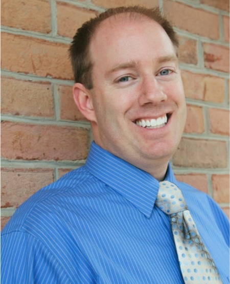 Portrait of Dr Stephen Pratt